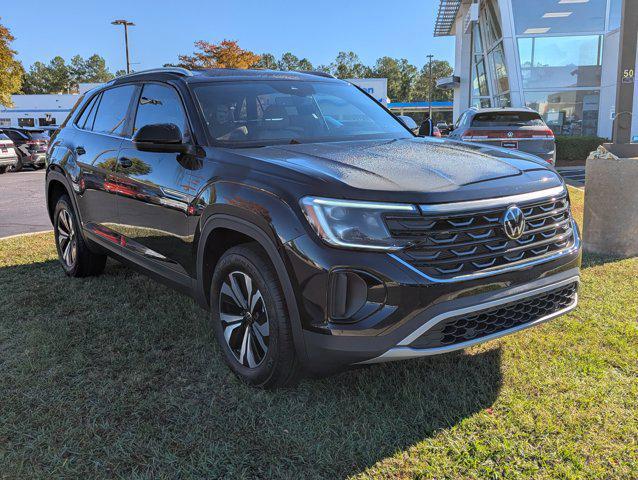 new 2026 Volkswagen Atlas Cross Sport car, priced at $40,781