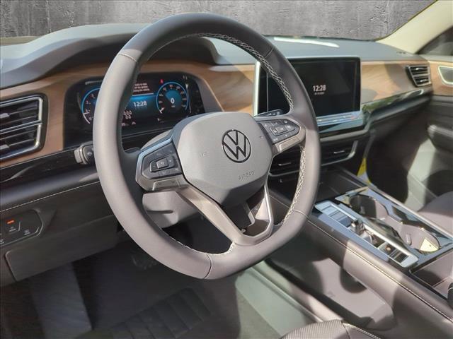 new 2024 Volkswagen Atlas car, priced at $39,841