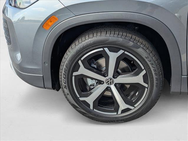new 2025 Volkswagen Tiguan car, priced at $34,720