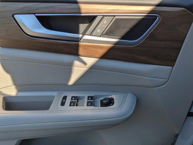 new 2026 Volkswagen Atlas car, priced at $39,357