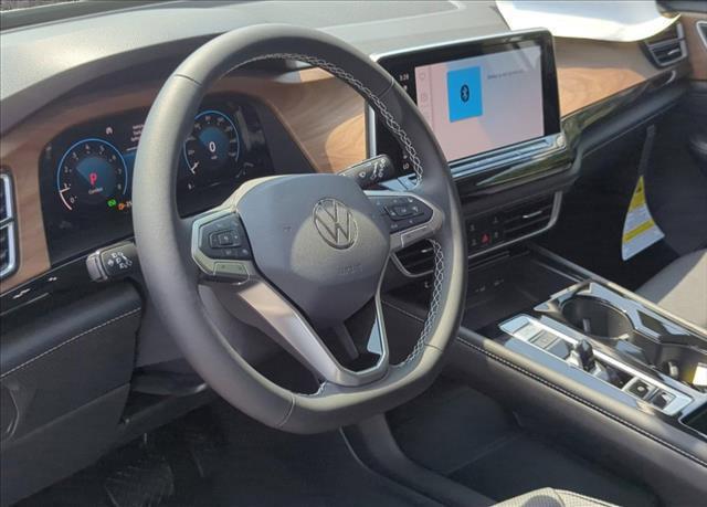 new 2024 Volkswagen Atlas car, priced at $38,814