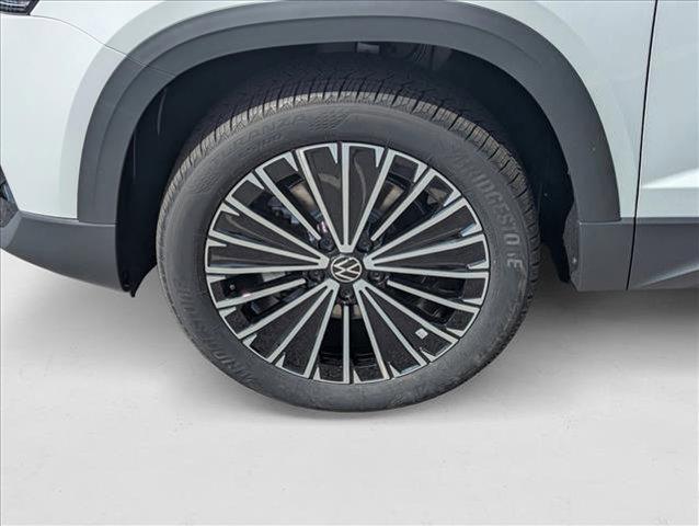 new 2025 Volkswagen Taos car, priced at $27,291