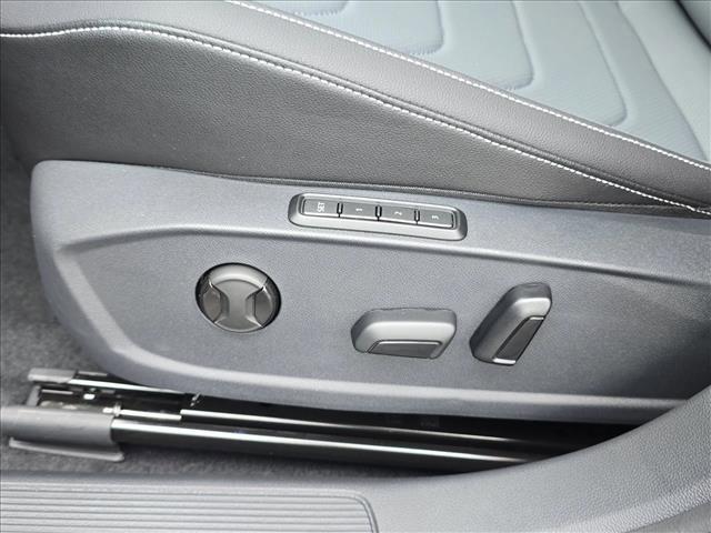 new 2025 Volkswagen Jetta car, priced at $25,252