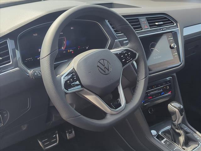 new 2024 Volkswagen Tiguan car, priced at $35,641