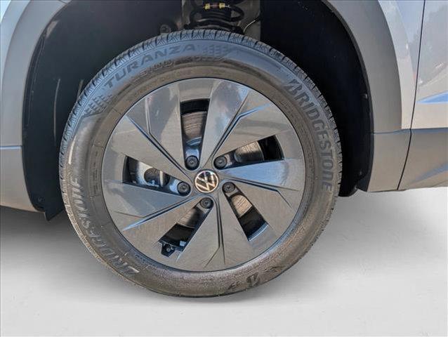 new 2025 Volkswagen Taos car, priced at $25,554