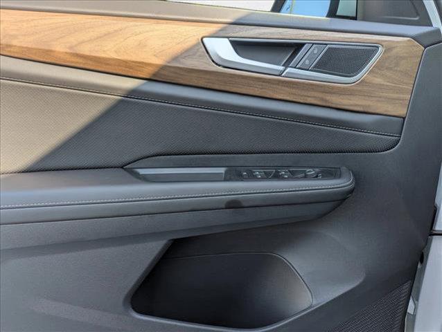 new 2026 Volkswagen Atlas car, priced at $38,057