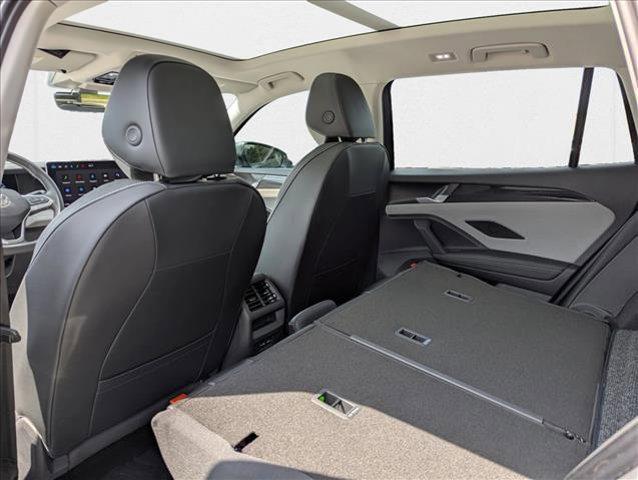 new 2025 Volkswagen Tiguan car, priced at $37,537