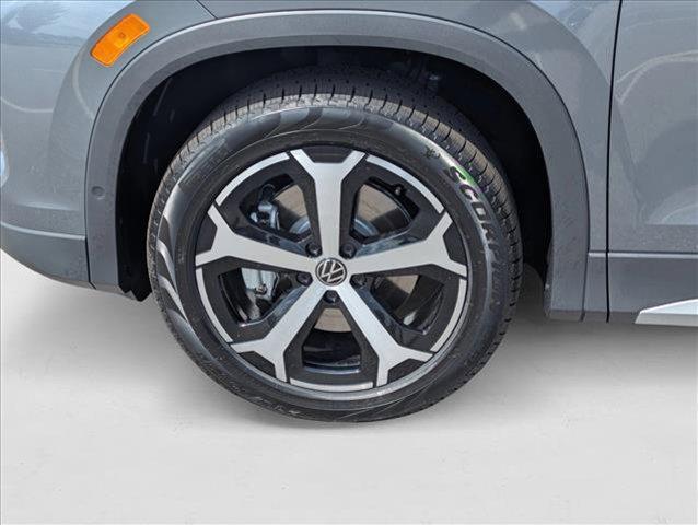 new 2025 Volkswagen Tiguan car, priced at $37,537
