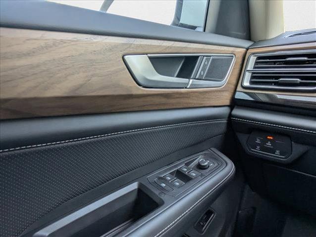 new 2026 Volkswagen Atlas car, priced at $45,503