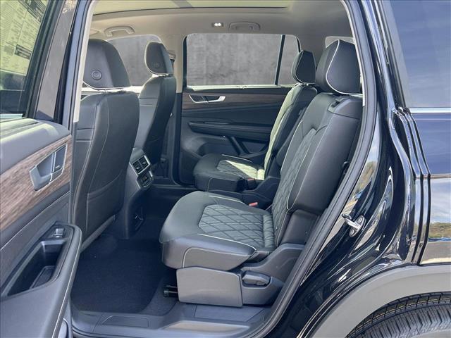 new 2025 Volkswagen Atlas car, priced at $52,766
