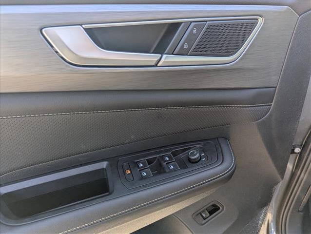 used 2025 Volkswagen Atlas Cross Sport car, priced at $38,549