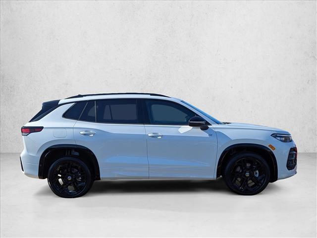 new 2026 Volkswagen Tiguan car, priced at $41,768