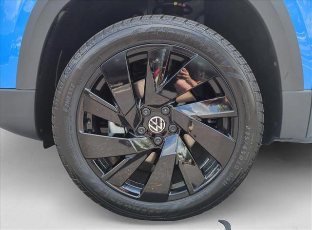 new 2025 Volkswagen Taos car, priced at $31,391