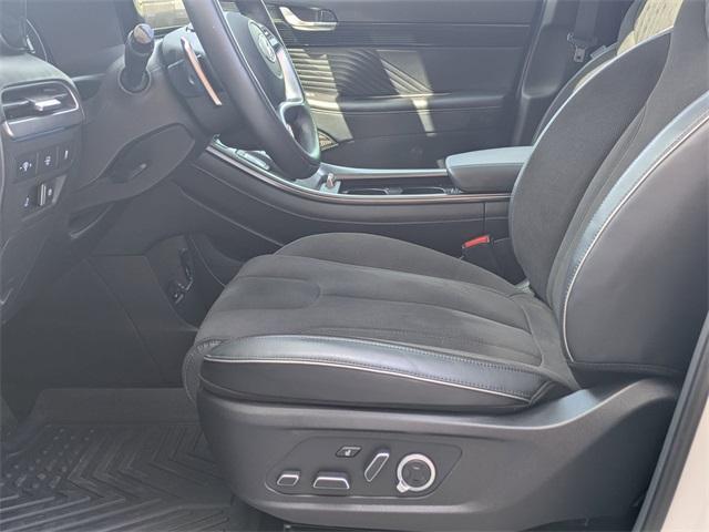 used 2025 Hyundai Palisade car, priced at $48,999