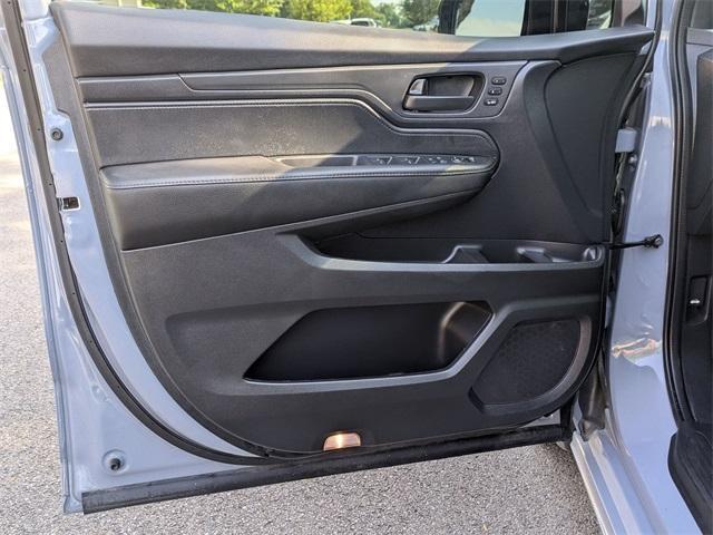 used 2024 Honda Odyssey car, priced at $38,999