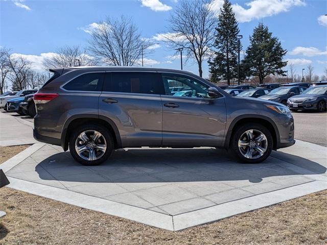 used 2018 Toyota Highlander car, priced at $17,999