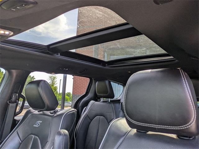 used 2020 Chrysler Pacifica Hybrid car, priced at $25,999