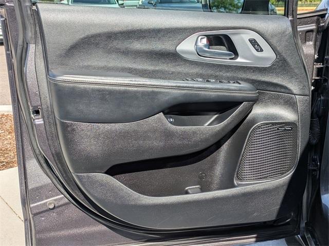 used 2020 Chrysler Pacifica Hybrid car, priced at $25,999