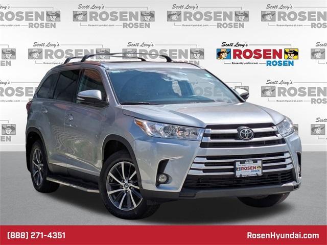 used 2019 Toyota Highlander car, priced at $24,859