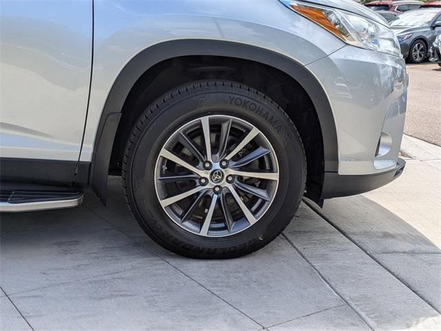 used 2019 Toyota Highlander car, priced at $24,159