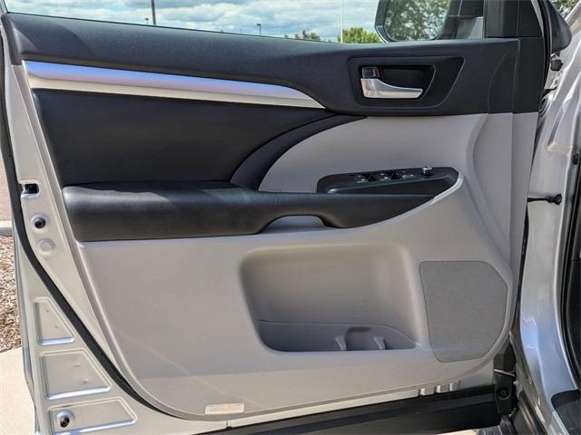 used 2019 Toyota Highlander car, priced at $24,159