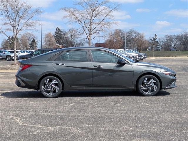 new 2025 Hyundai ELANTRA HEV car, priced at $27,715
