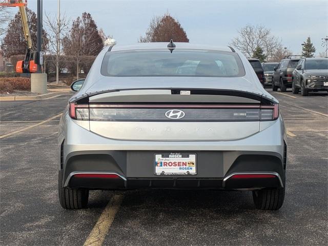 new 2025 Hyundai Sonata car, priced at $27,554