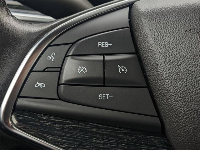 used 2021 Cadillac XT5 car, priced at $24,444