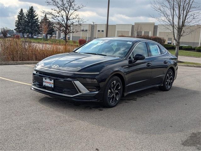 new 2025 Hyundai Sonata car, priced at $30,016