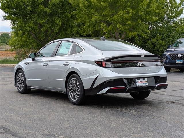 new 2025 Hyundai Sonata Hybrid car, priced at $37,340