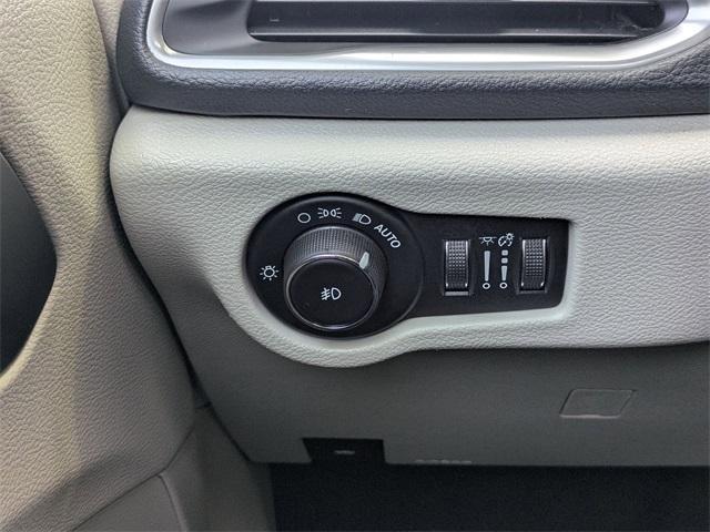 used 2017 Chrysler Pacifica car, priced at $15,999