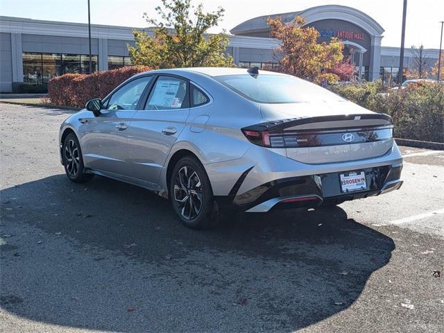 new 2025 Hyundai Sonata car, priced at $28,955