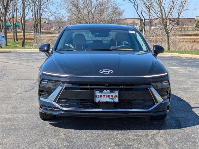new 2025 Hyundai Sonata Hybrid car, priced at $37,825