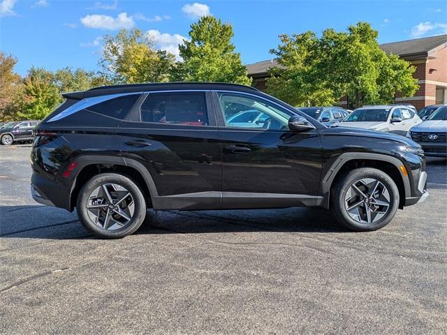 new 2025 Hyundai TUCSON Hybrid car, priced at $32,635