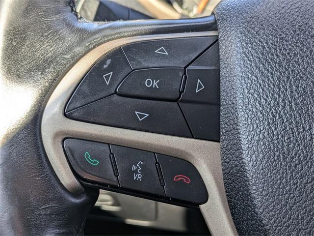 used 2016 Jeep Cherokee car, priced at $10,999