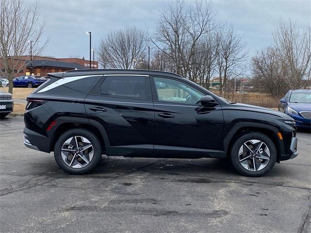 new 2025 Hyundai TUCSON Hybrid car, priced at $36,304