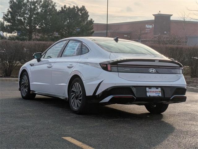 new 2025 Hyundai Sonata Hybrid car, priced at $39,085