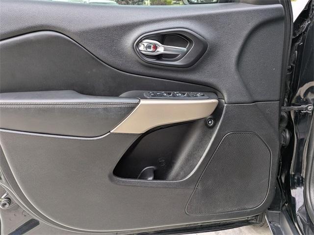 used 2018 Jeep Cherokee car, priced at $13,999