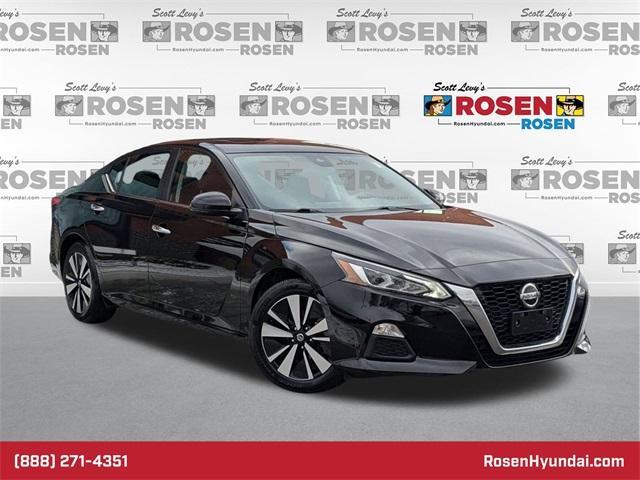 used 2022 Nissan Altima car, priced at $19,499