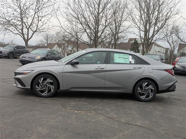 new 2025 Hyundai Elantra HEV car, priced at $28,282