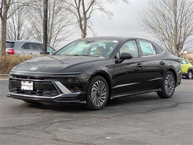 new 2025 Hyundai Sonata Hybrid car, priced at $38,528