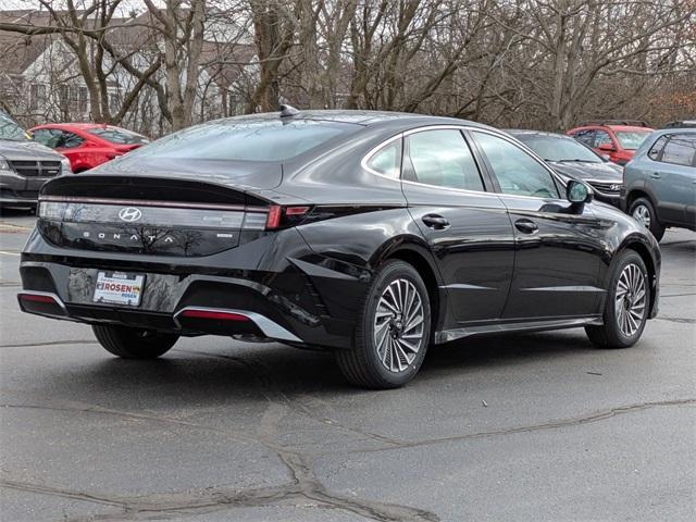 new 2025 Hyundai Sonata Hybrid car, priced at $38,528