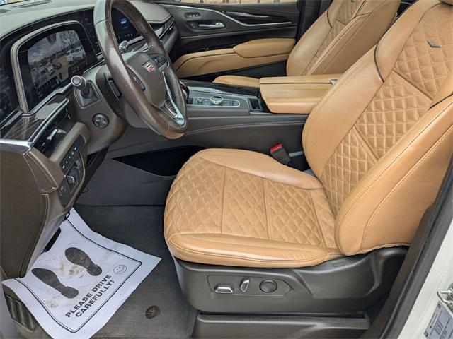 used 2022 Cadillac Escalade ESV car, priced at $71,899