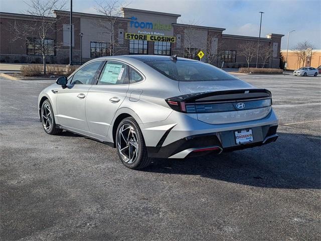 new 2025 Hyundai Sonata car, priced at $31,428