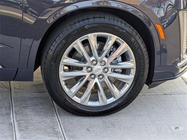 used 2024 Cadillac XT6 car, priced at $52,985