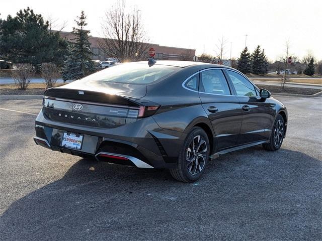 new 2025 Hyundai Sonata car, priced at $28,018