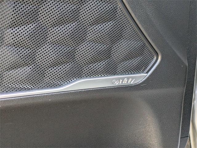 used 2020 Hyundai Santa Fe car, priced at $18,888