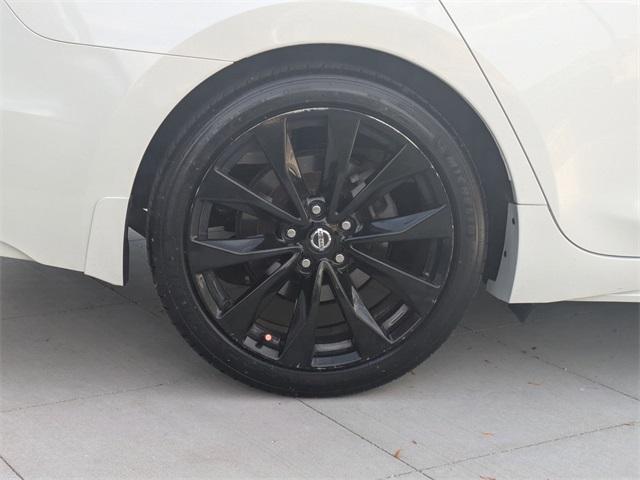 used 2020 Nissan Maxima car, priced at $21,999