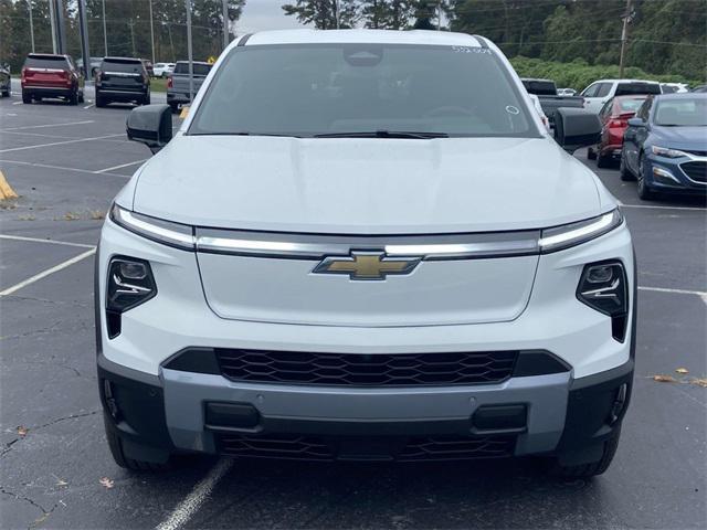 new 2025 Chevrolet Silverado EV car, priced at $75,235