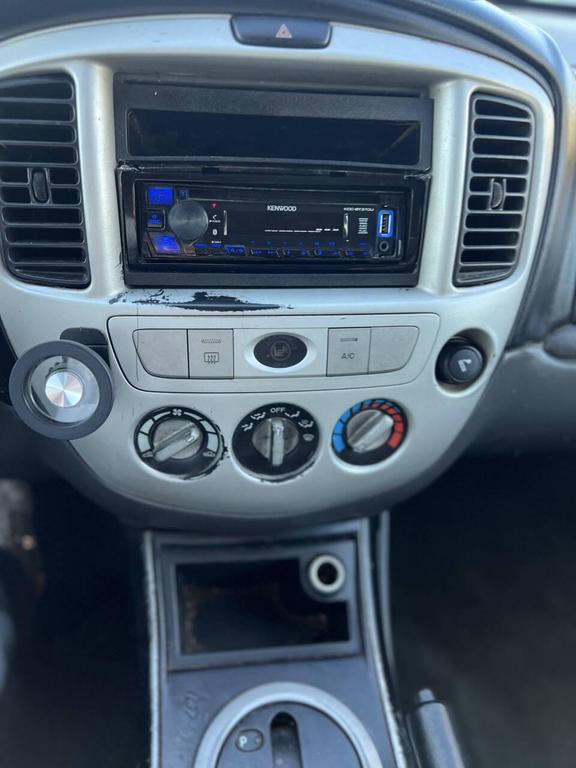 used 2006 Mazda Tribute car, priced at $999